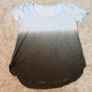 American Eagle short sleeve ombré shirt